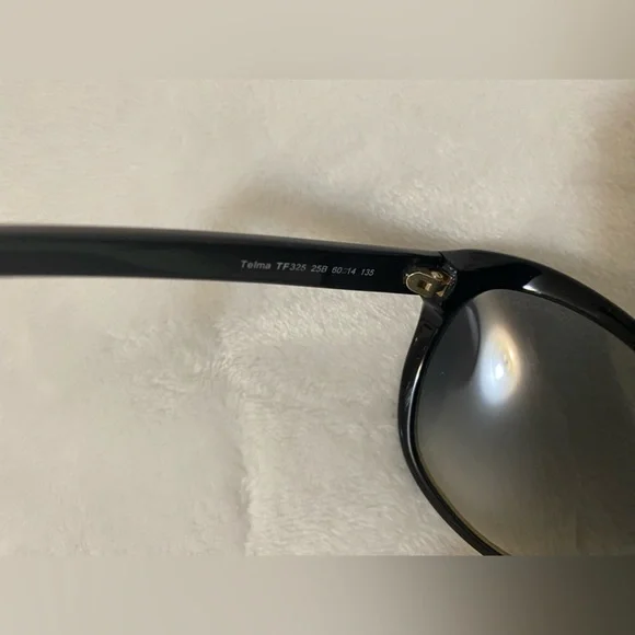 Tom Ford Telma FT325 Sunglasses - Picture 9 of 13